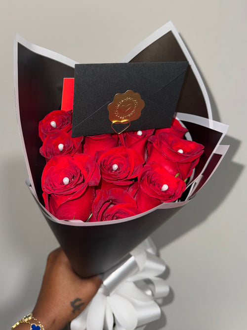 12 Count Rose Bouquet