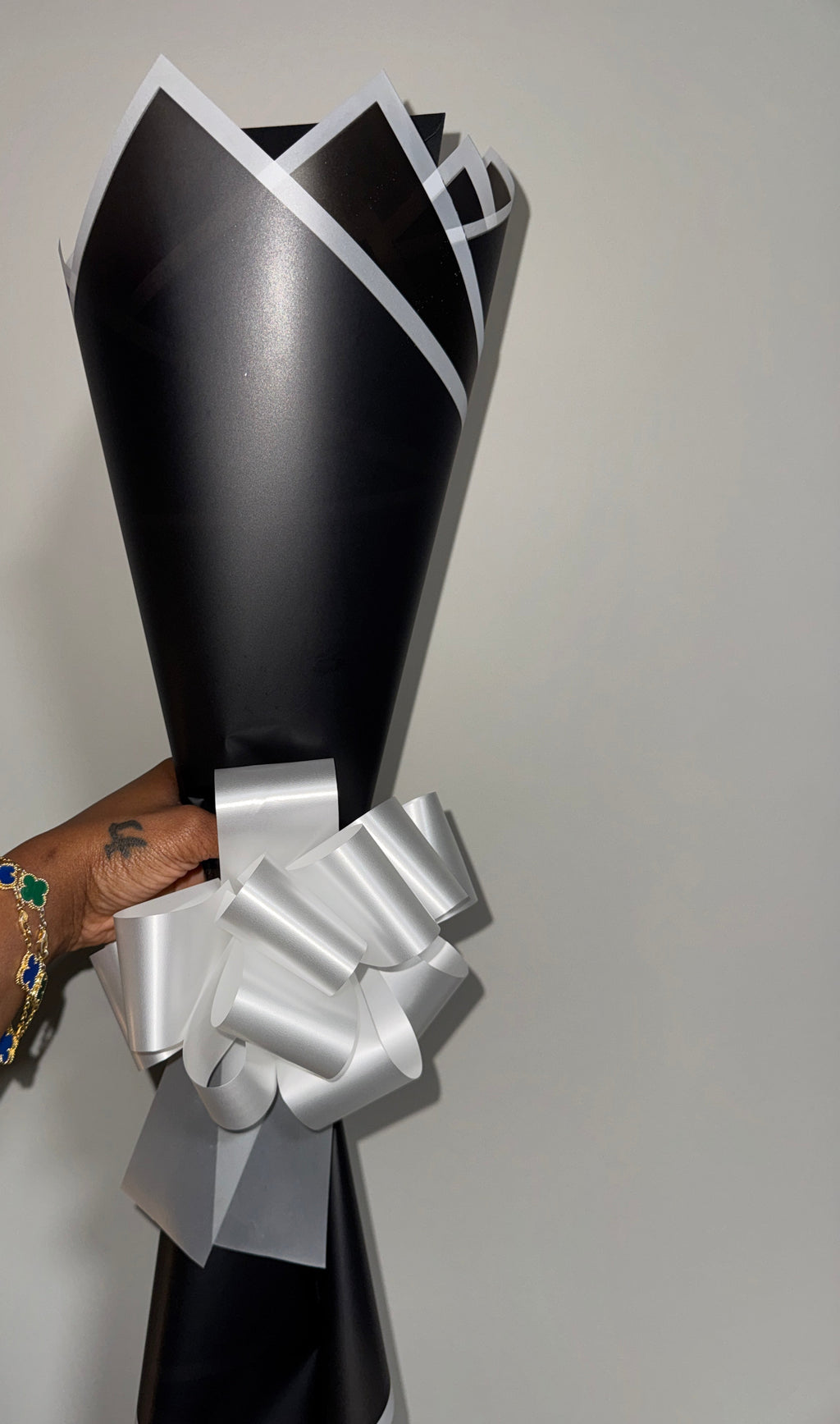 12 Count Rose Bouquet